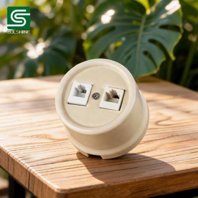 China OEM Vintage Ceramic RJ45 RJ11 Wall Socket with Retro Porcelain Faceplate for Ethernet Network and Telephone Connections Fabricante